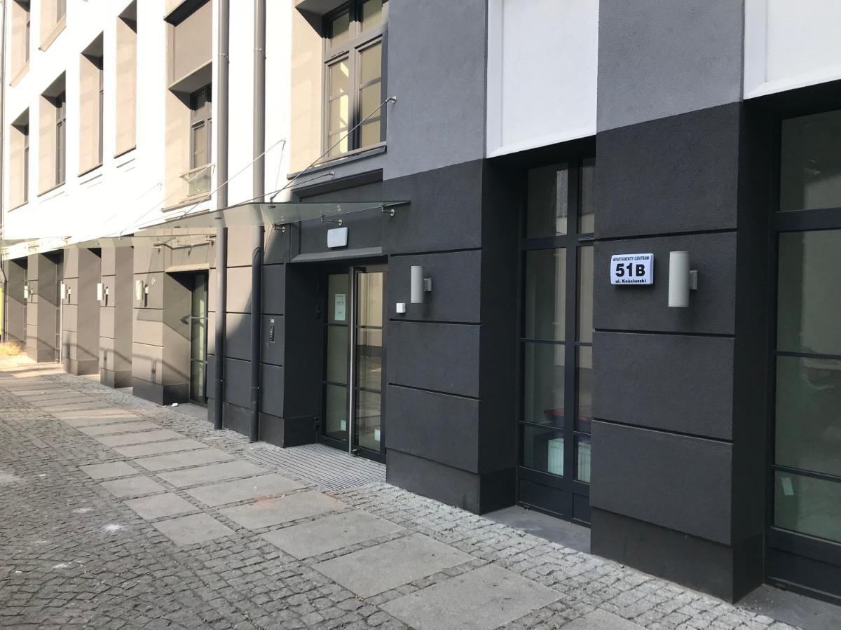 Bike'Up Wroclaw Aparthotel Bagian luar foto