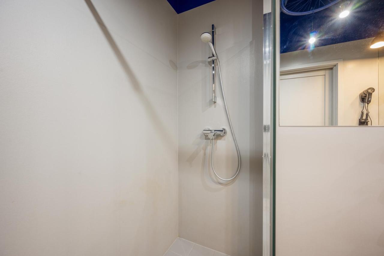 Bike'Up Wroclaw Aparthotel Bagian luar foto